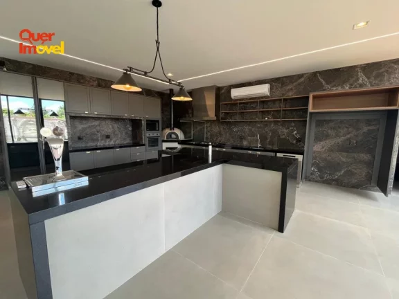 Imagem Casa de alto padrão em condomínio à venda em Jardinópolis-SP: 6 quartos, 4 suítes, 8 banheiros, 6 vagas, 842 m².
