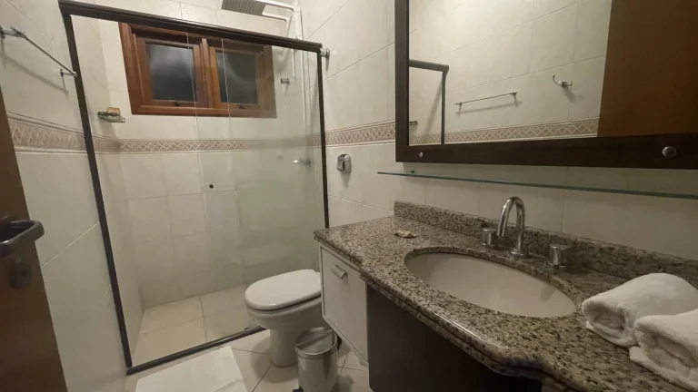 Imagem Casa com 6 Quartos para Temporada em Jurerê Internacional
