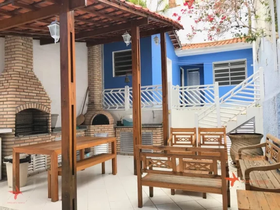 Imagem Casas à venda no Jabaquara, São Paulo-SP: 3 quartos, 1 suíte, 4 banheiros, 1 vaga de garagem e 173m² de área.