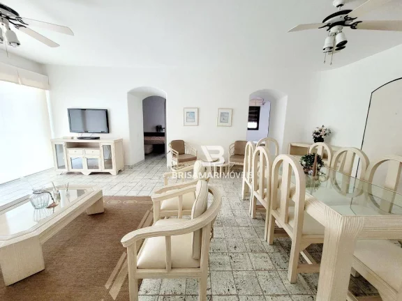 Imagem PITANGUEIRAS- UMA QUADRA DA PRAIA , LOCALIZAÇÃO ESPETACULAR , GARAGEM NO PRÉDIO, CHURRASQUEIRA.