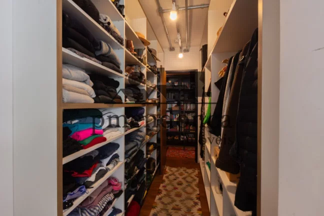Imagem Charmoso apartamento no coração da Av Angélica, com 3 quartos (1 suíte) e 1 vaga