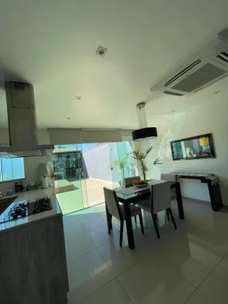 Imagem Casa para Venda em Rio das Ostras, Mar do Norte, 3 dormitórios, 1 suíte, 3 banheiros, 4 vagas