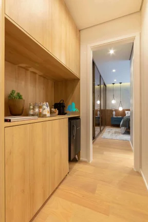 Imagem Apartamento de Alto Padrão com Espaços Amplos e Iluminação Natural