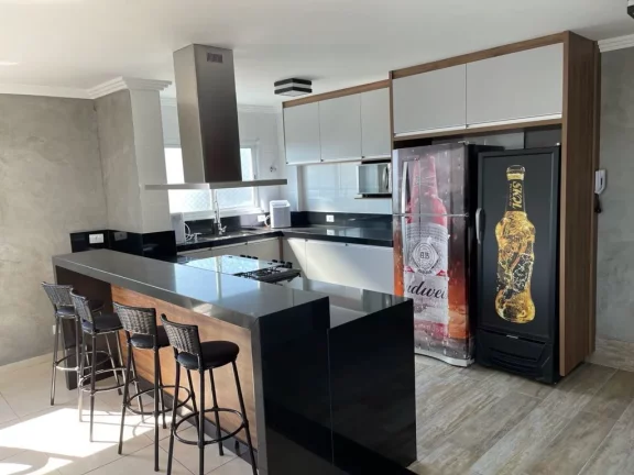 Imagem Cobertura à venda, 258 m² - Piscina - 4 dormitórios -Vila Guilhermina - Praia Grande/SP