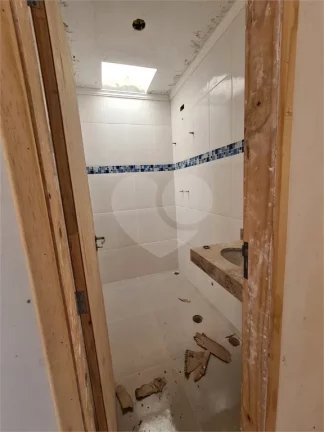 Imagem Sobrado à venda com 3 quartos, sendo 1 suíte, em Butantã, São Paulo - SP
