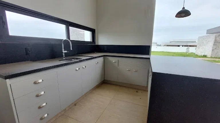 Imagem Casa térrea com 4 suítes no Condomínio Campos de Santo Antonio II em Itu/SP