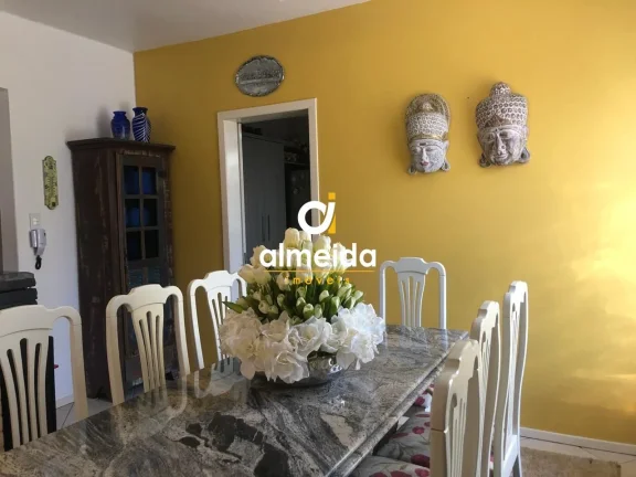 Imagem CASA 3 DORMITÓRIOS NO CENTRO DE SANTIAGO