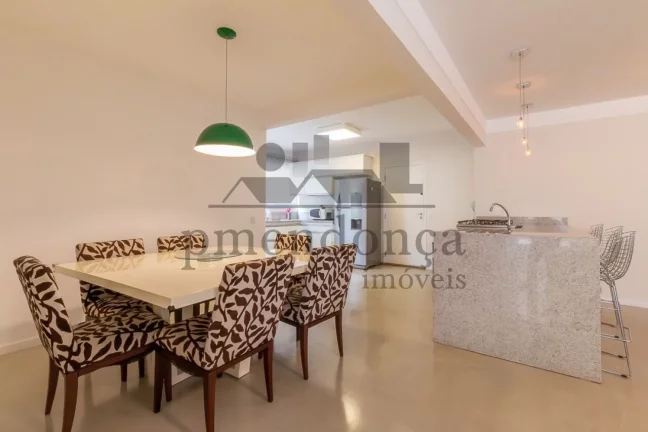 Imagem Apartamento reformado na Haddock Lobo, 3 quartos (1suíte) e 1 vaga.