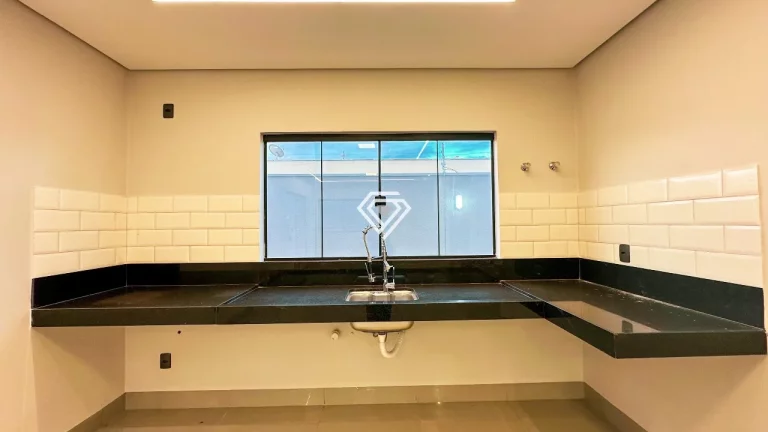 Imagem Sobrado 3 quartos na 1503 Sul