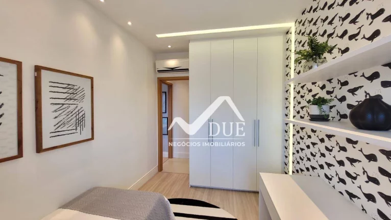 Imagem Apartamento com 2 dormitórios à venda, 72 m² por R$ 695.000,00 - Boqueirão - Santos/SP
