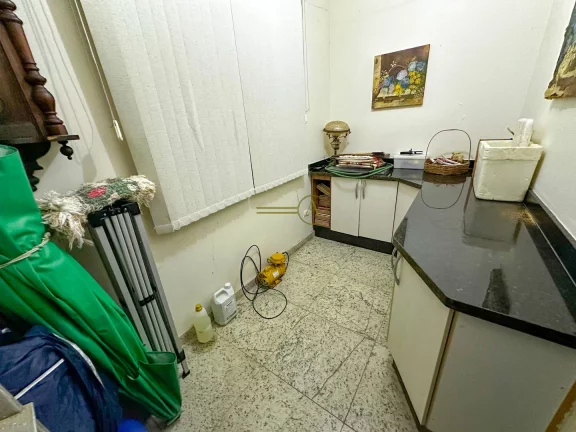 Imagem Sobrado alto padrão à venda no condomínio Boungainvillé V porteira fechada