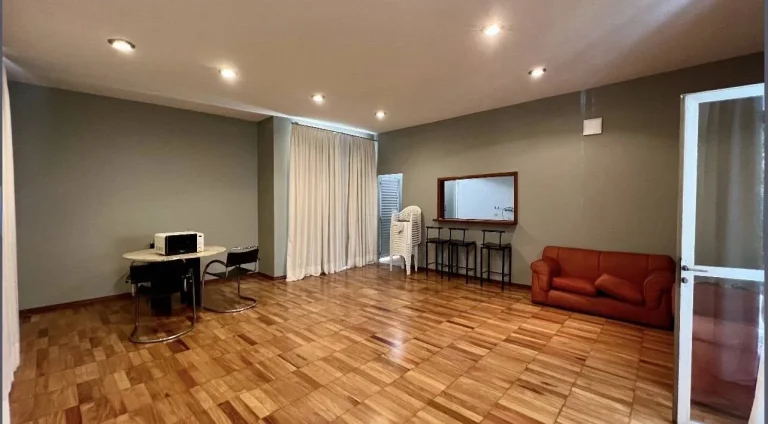 Imagem Porteira Fechada em Pinheiros | 80m² | Airbnb Liberado | 1 Vaga