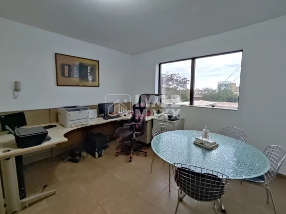 Imagem Sala comercial à venda em Taguatinga Norte, 33m², 1 banheiro, excelente localização. Oportunidade!