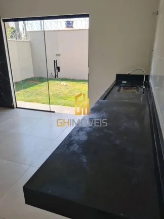 Imagem CA1621.Linda casa com 3 quartos sendo 1 suíte no setor Serra Dourada 3 A casa possui -3 quartos sen...