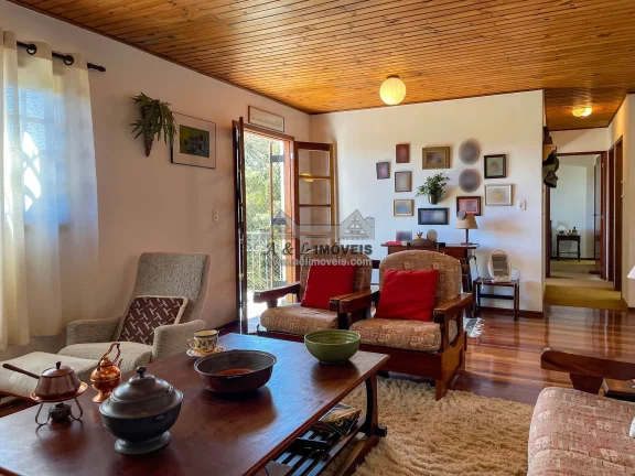 Imagem Apartamento 3 Dormitórios à Venda em Campos do Jordão | com Lareira