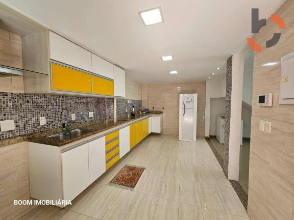 Imagem Casa com 5 dormitórios à venda, 218 m² por R$ 750.000,00 - Califórnia - Nova Iguaçu/RJ