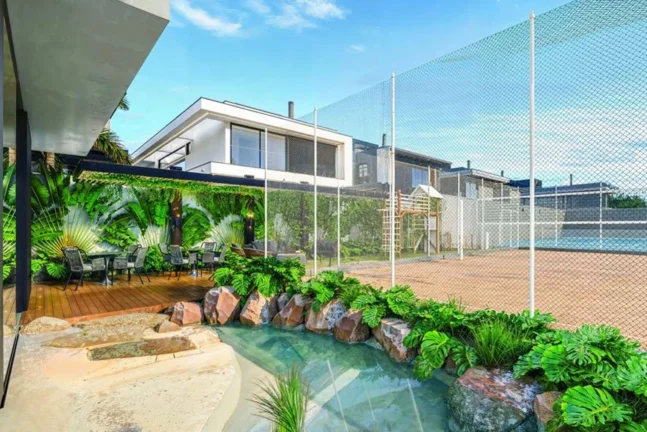 Imagem Imperdível Casa de Luxo à Venda em Condomínio na Riviera de São Lourenço: 5 Quartos, 4 Suítes, 3 Salas, 4 Vagas, 444,64m²!