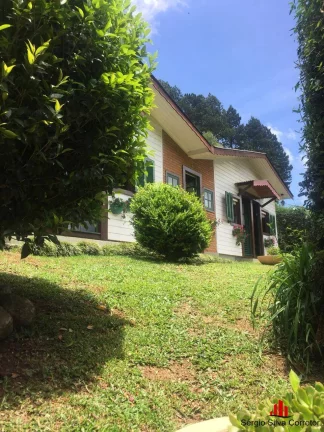 Imagem Linda Pousada a Venda na Vila Floresta Negra em Campos do Jordão/SP.