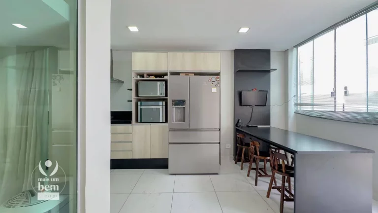 Imagem ESTUDA PERMUTA ATÉ 800K - Casa com 273m² em condomínio - 4 Quartos (1 Suíte) R$ 1.499.000 - Rondinha, Campo Largo/PR.
