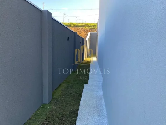 Imagem Lindo sobrado no condomínio Terras Alpha