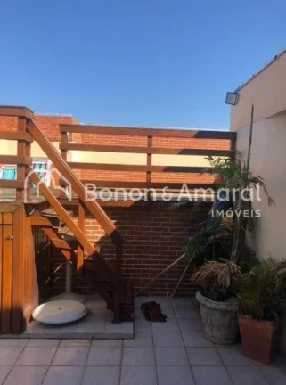 Imagem Localizado em uma das regiões mais valorizadas de Campinas, este triplex no Cambuí oferece o equil...