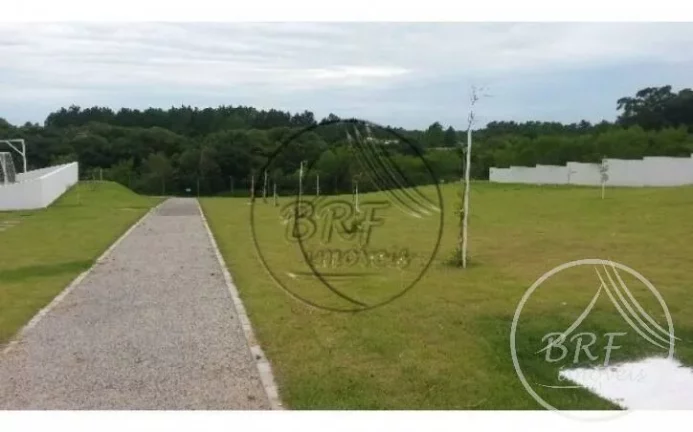 Imagem Vendo terreno em condomínio de alto padrão na praia de Moçambique
