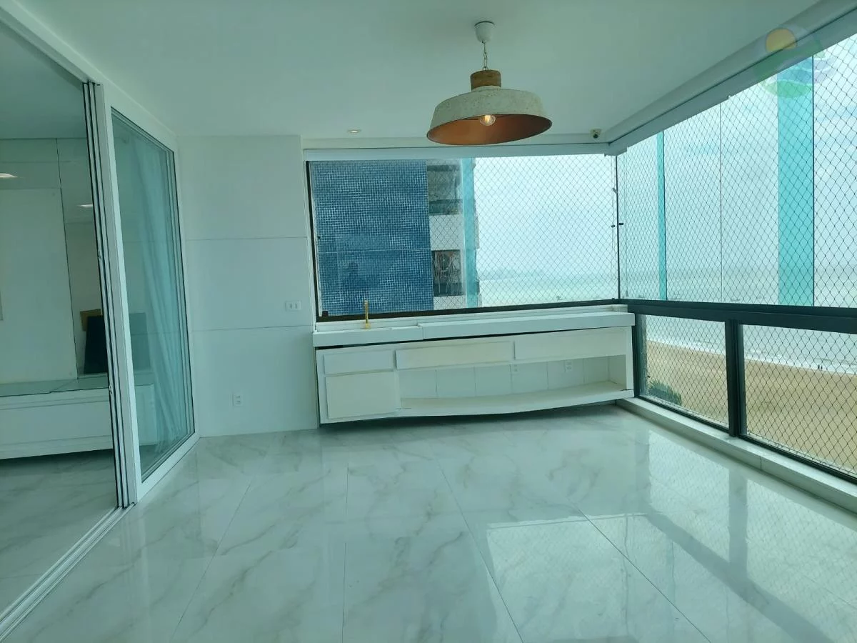 Imagem Apartamento de Luxo, 4 Suites, Varandão, Beira mar de Candeias, Jaboatão dos Guararapes.