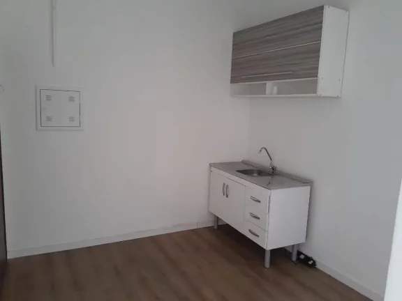 Imagem Conjunto comercial no centro - República