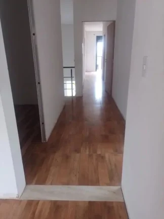 Imagem Casa de Alto Padrão no Condomínio Jardim Novo Horizonte - Sorocaba-SP: 3 quartos, 2 suítes, 2 salas, 4 banheiros, 4 vagas, 213 m².
