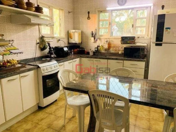 Imagem Casa com 3 dormitórios à venda, 200 m² por R$ 580.000,00 - Balneário - São Pedro da Aldeia/RJ
