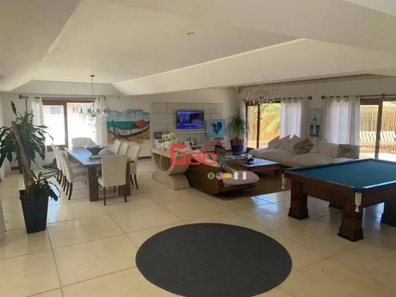 Imagem Casa com 9 dormitórios à venda, 472 m² por R$ 6.999.999 - Village da Ferradura - Armação dos Búzios/RJ