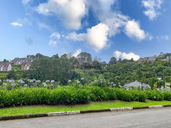 Imagem Terreno à venda em Campos do Jordão – Em bairro nobre com vista panorâmica