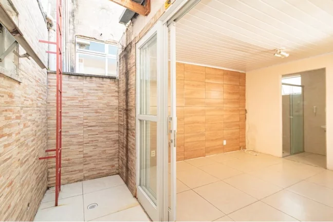 Imagem Apartamento à venda em Porto Alegre, Petrópolis, com 1 quarto, 46m2