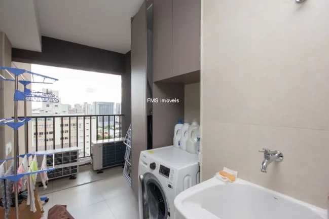 Imagem Imperdível apartamento de alto padrão com 3 suítes e 2 vagas na Vila Mariana - São Paulo-SP