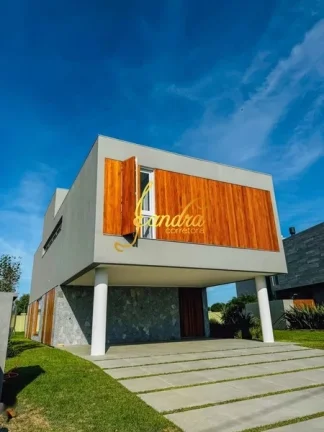 Imagem Sobrado novo com 05 suítes
