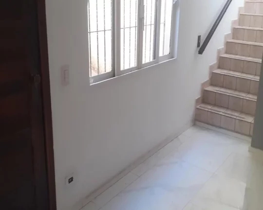 Imagem sobrado com 3 quartos e 1 suite FL26