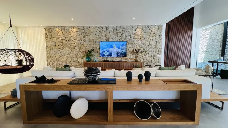 Imagem Destaque! Fabulosa Mansão Finamente Mobiliada e Decorada
