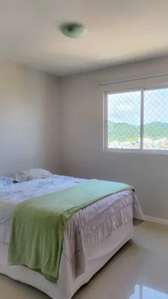 Imagem Apartamento com 3 dormitórios sendo 1 suíte e 2 vagas de garagem em Balneário Camboriú/SC