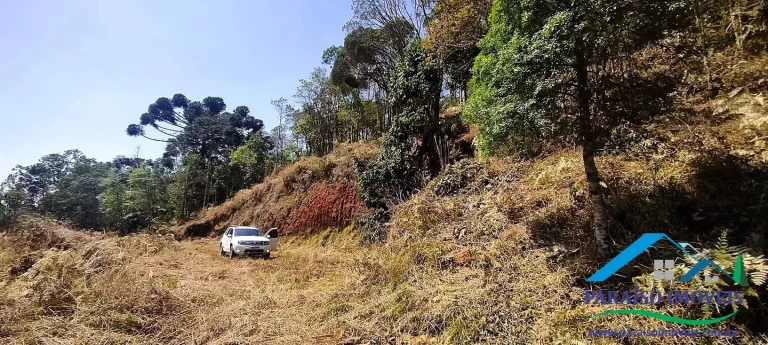 Imagem Terreno à venda no Bairro dos Venâncios, junto à Pedra do Barnabé