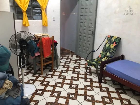 Imagem 2 casas e 1 galpão em Praia Grande, Baln. Maracanã a 300 mts da praia