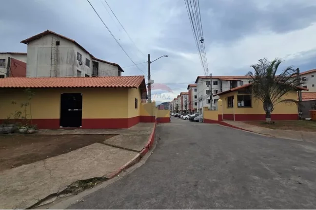 Imagem Apartamento á venda com 2 quartos e com 42m² em Paciência - Rio de Janeiro