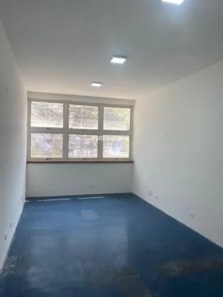 Imagem Prédio Comercial Inteiro para Locação em Pinheiros, São Paulo-SP: 15 vagas de garagem, 790m² de área.