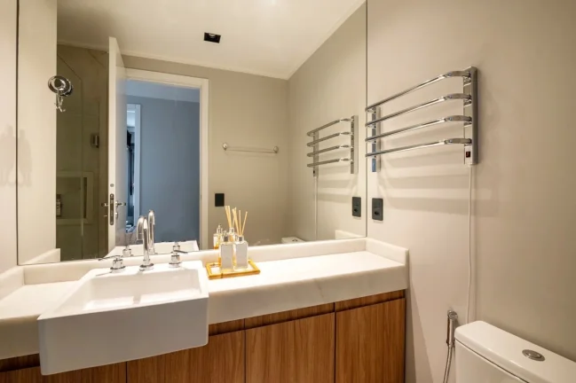 Imagem Apartamento 72M², 2Q, 1 Suíte, 2 Banheiros, 1 Vaga, Varanda, Academia, Piscina Adulto e Infantil, Churrasqueira, Playground, Salão de Festas e Jogos.