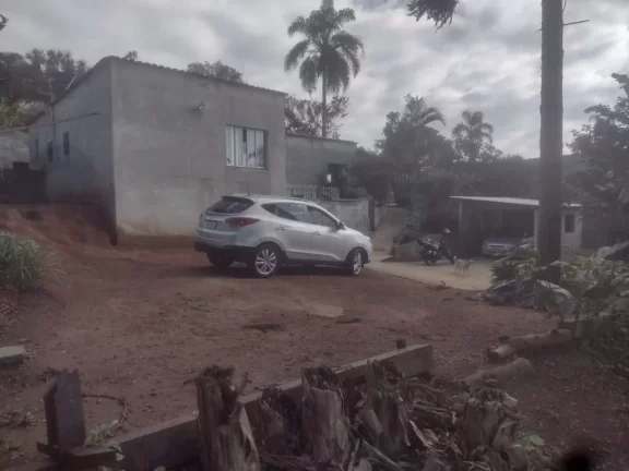 Imagem Chácara com 2 dormitórios à venda, 1500 m² por R$ 500.000,00 - Raffo - Suzano/SP