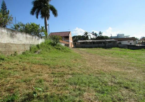 Imagem Terreno para Venda em Camboriú / SC no bairro Centro