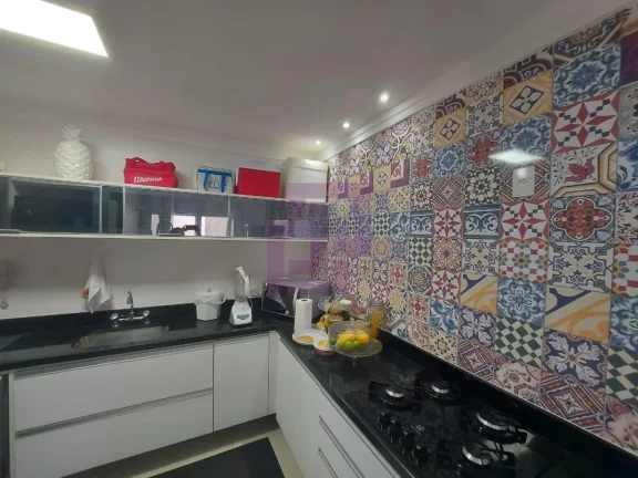 Imagem Apartamento para Venda em Guarujá / SP no bairro Astúrias