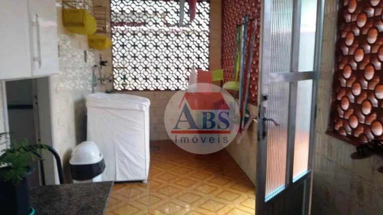 Imagem Casa com 3 dormitórios à venda, 223 m² por R$ 600.000,00 - Jardim Casqueiro - Cubatão/SP