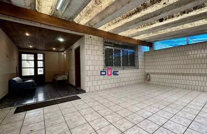 Imagem Sobrado com 3 dormitórios à venda, 206 m² por R$ 1.060.000 - Embaré - Santos/SP