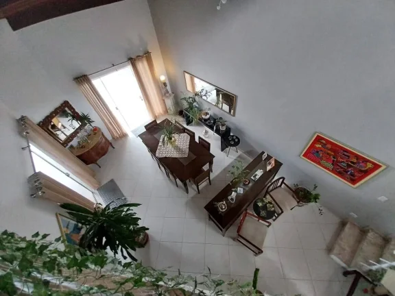 Imagem Casa em rua tranquila para vc e sua familia.