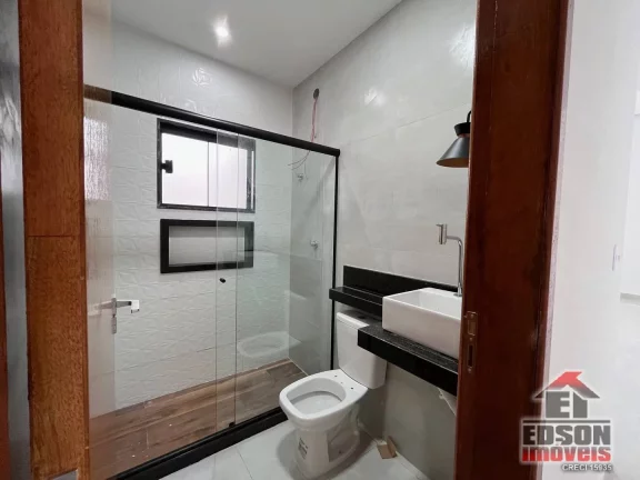 Imagem Casa 3 Quartos, 1 Suíte, Área gourmet, piscina em Itaipuaçu.